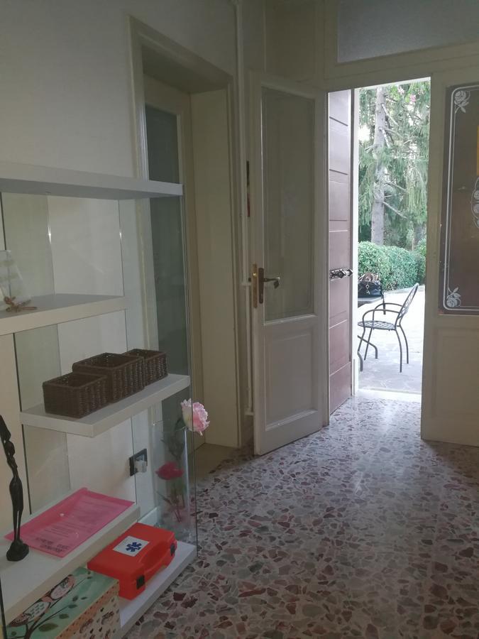 Appartamento Villa Margherita Desenzano del Garda Exterior foto
